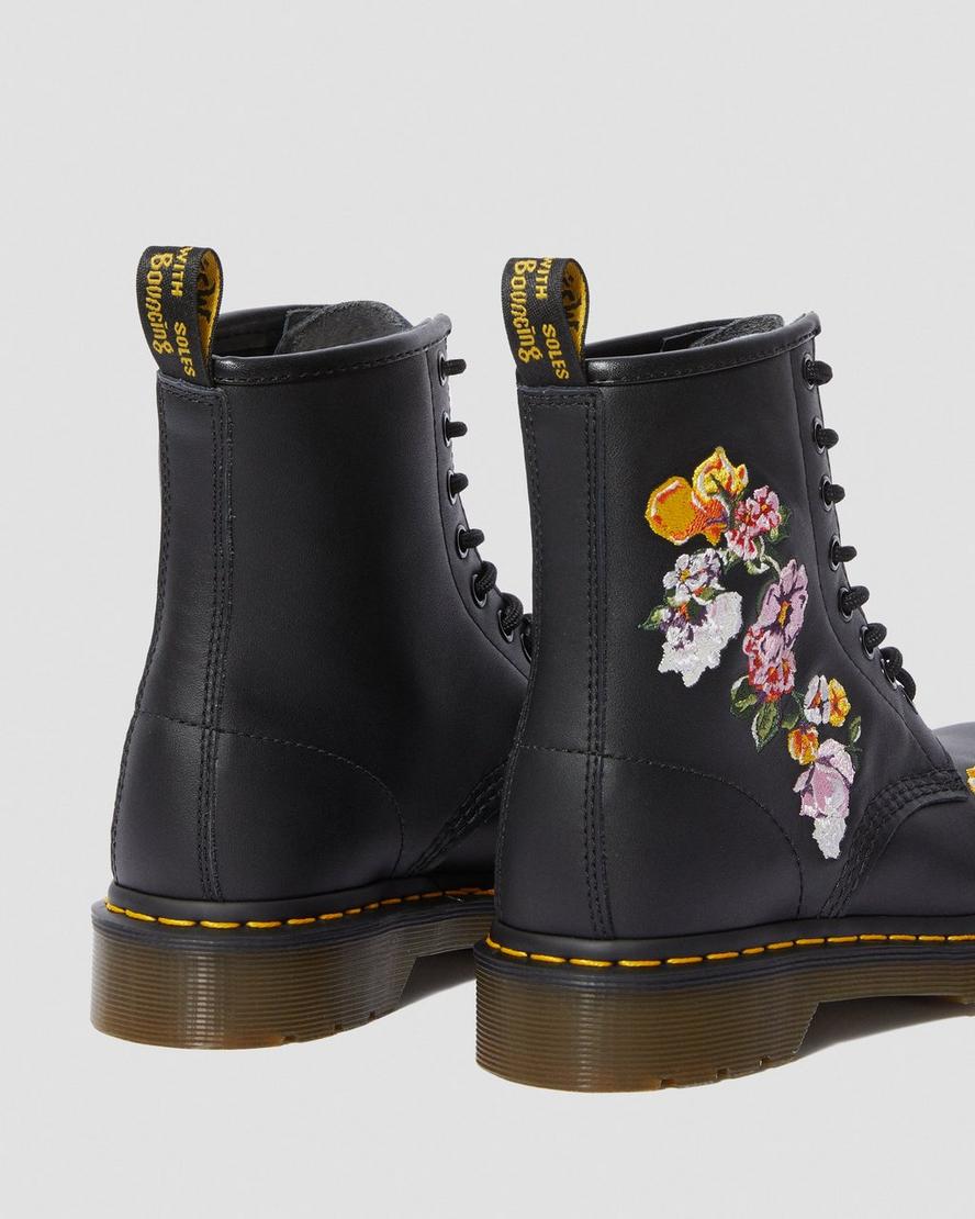 Vonda 2 deals dr martens